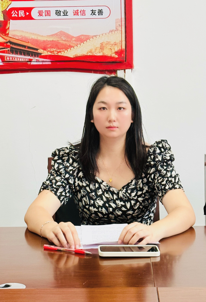 李亚兰.jpg